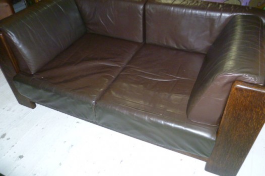 LEOLUX TWO SEATER RETRO LEATHER SOFA