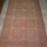 ANTIQUE PERSIAN RUG
