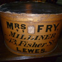 ANTIQUE PAINTED HAT BOX (MRS FRY LEWES)