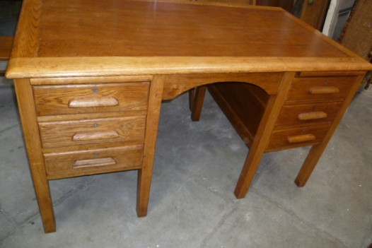 VINTAGE 1950S OAK PEDESTAL DESK