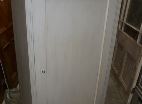 ANTIQUE PAINTED PINE CUPBOARD WITH SHELVES
