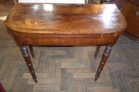 GEORGIAN CROSSBOUND ANTIQUE CARD TABLE