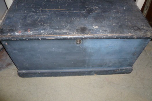 VICTORIAN PAINTED PINE TRUNK
