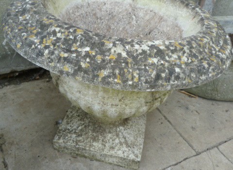 VINTAGE GARDEN URN