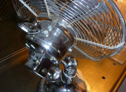 VINTAGE CHROME FOUR SPEED CINNI FAN