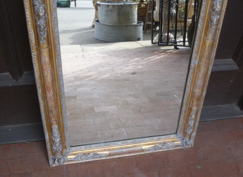 SMALL ANTIQUE FRENCH PAINTED MIRROR DECORATED WITH ROSES