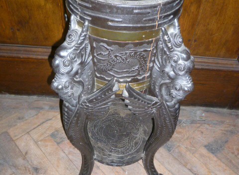 ANTIQUE CHINESE JARDINERE STAND (CIRCA 1880)
