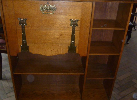 ANTIQUE ARTS & CRAFTS OAK BUREAU