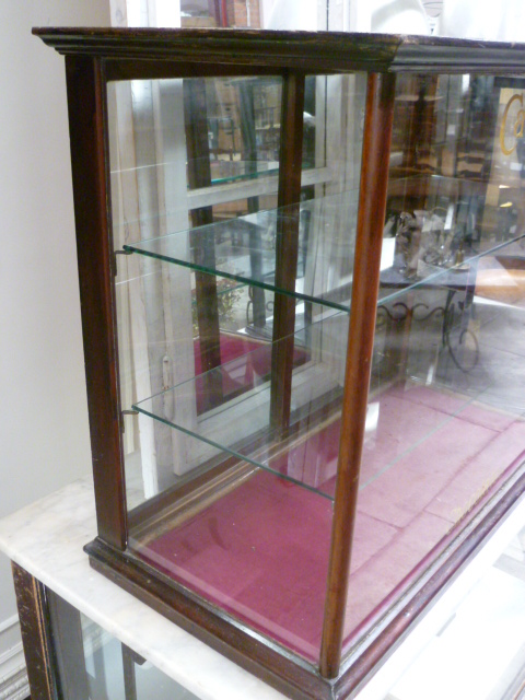 ANTIQUE CADBURYS SHOP DISPLAY CABINET - Eras Of Style Eras Of Style Related Antiques - ANTIQUE CADBURYS SHOP DISPLAY CABINET - Eras Of Style Eras Of Style