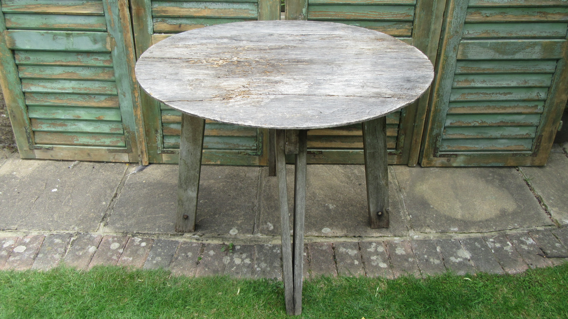 ANTIQUE FRENCH COUNTRY BLEACHED OAK HARVEST TABLE