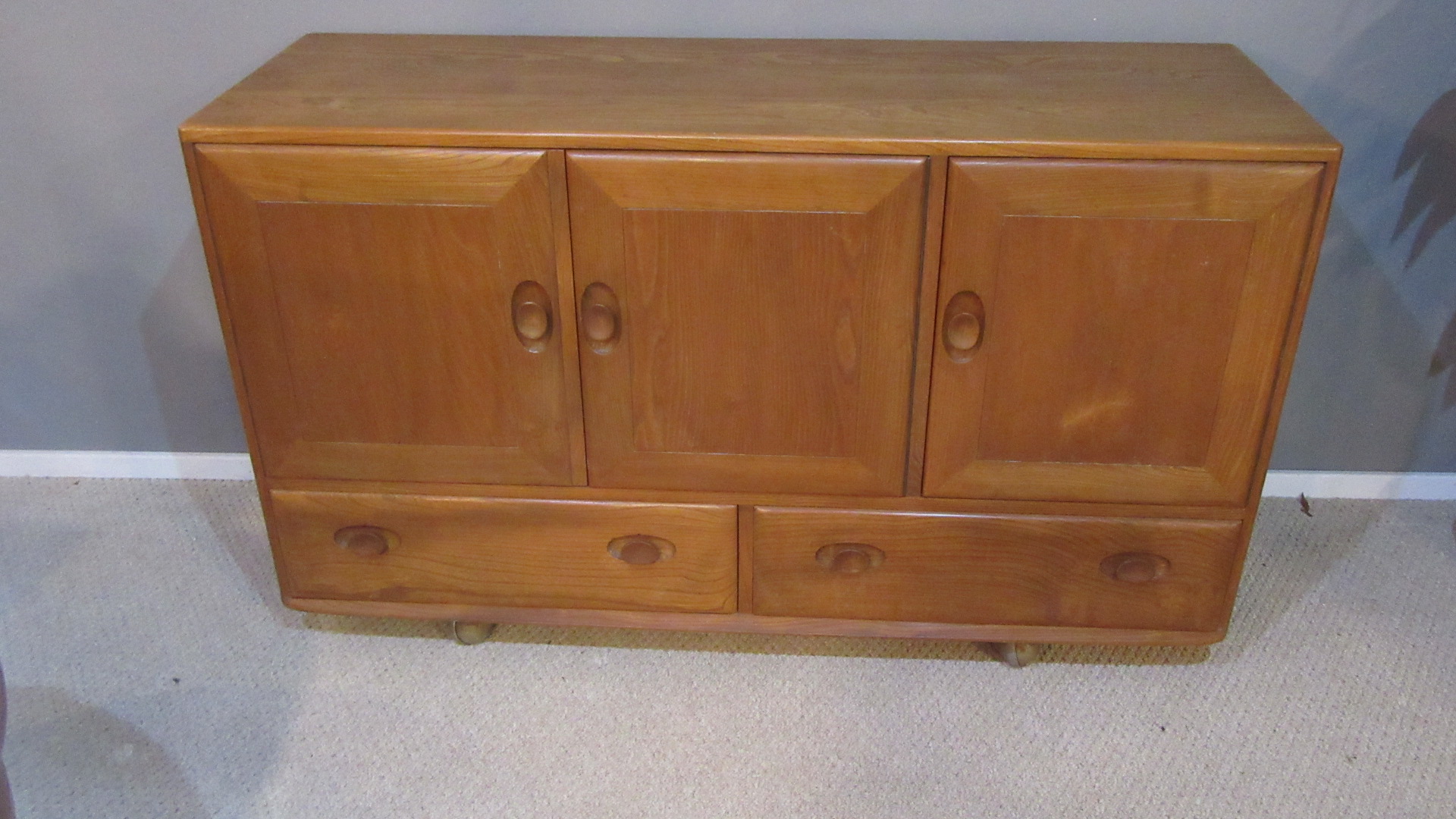VINTAGE ERCOL BLONDE SIDEBOARD
