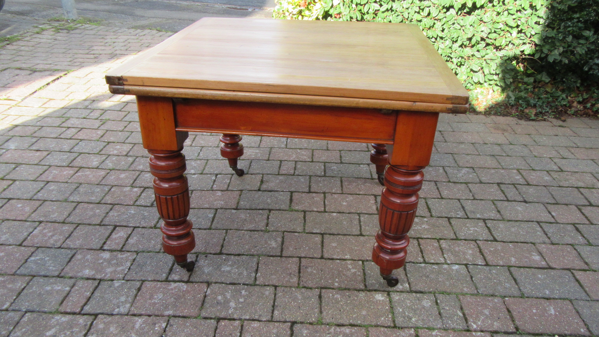 VICTORIAN COUNTRY PINE DRAW LEAF DINING TABLE