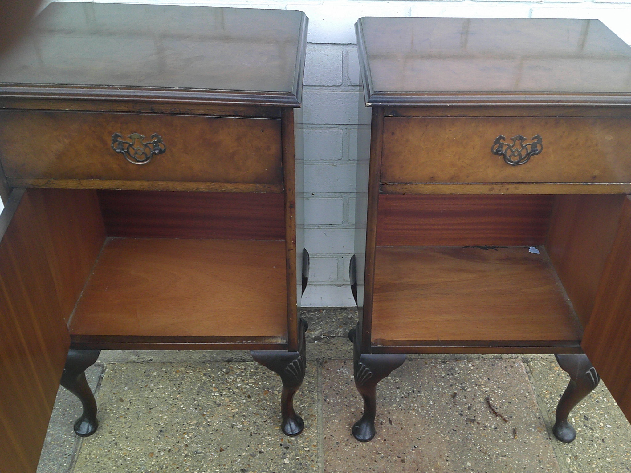 PAIR OF ANTIQUE WALNUT BEDSIDE CABINETS