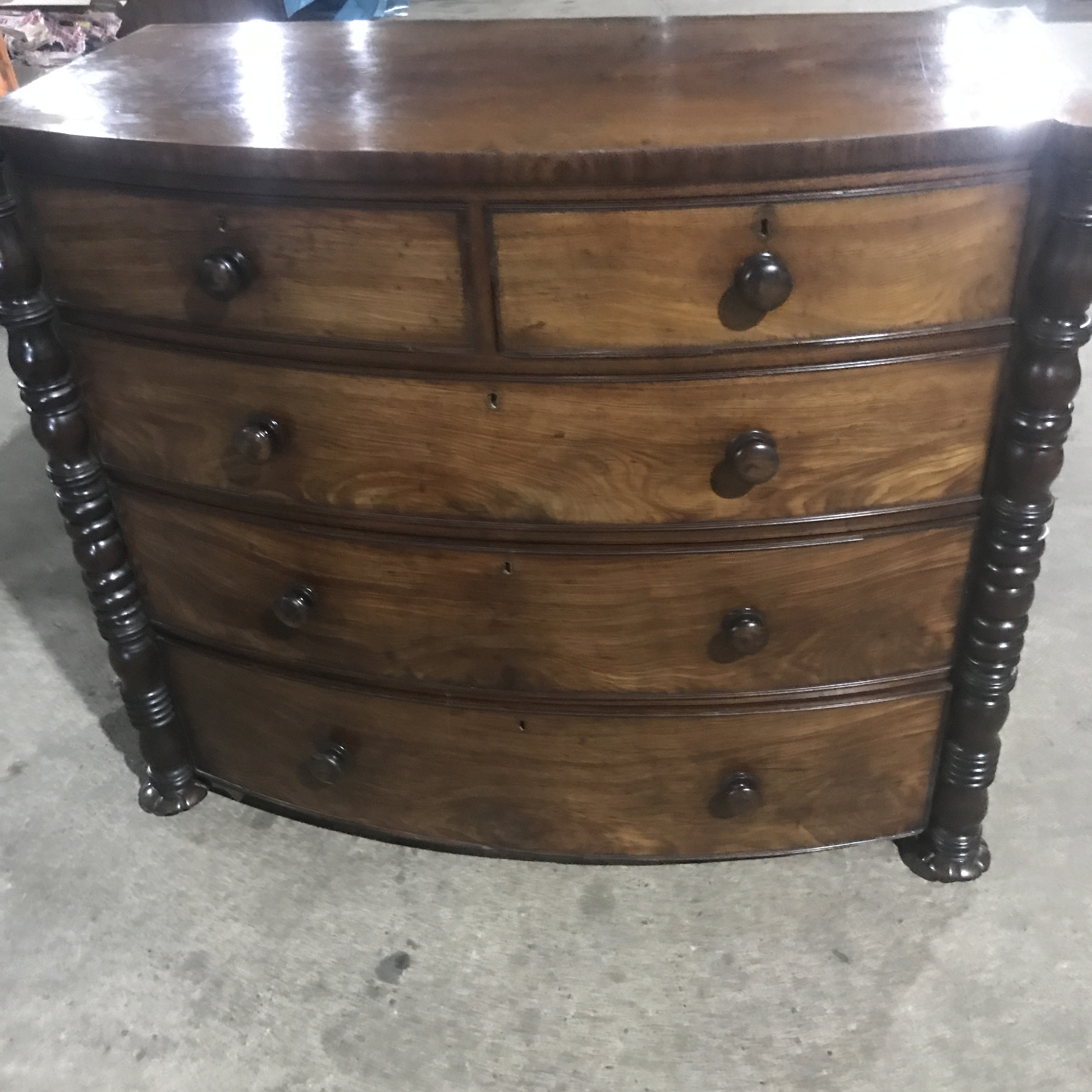 GOOD QUALITY ANTIQUE WILLIAM IV MAHOGANY BOWFRONT CHEST OF DRAWERS