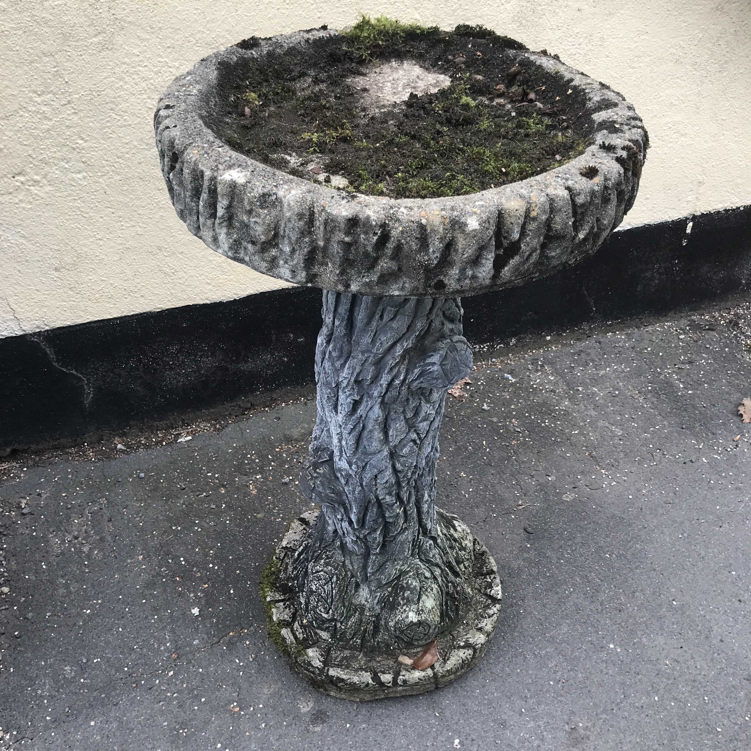 VINTAGE WEATHERED CONCRETE FAUX WOOD BIRDBATH